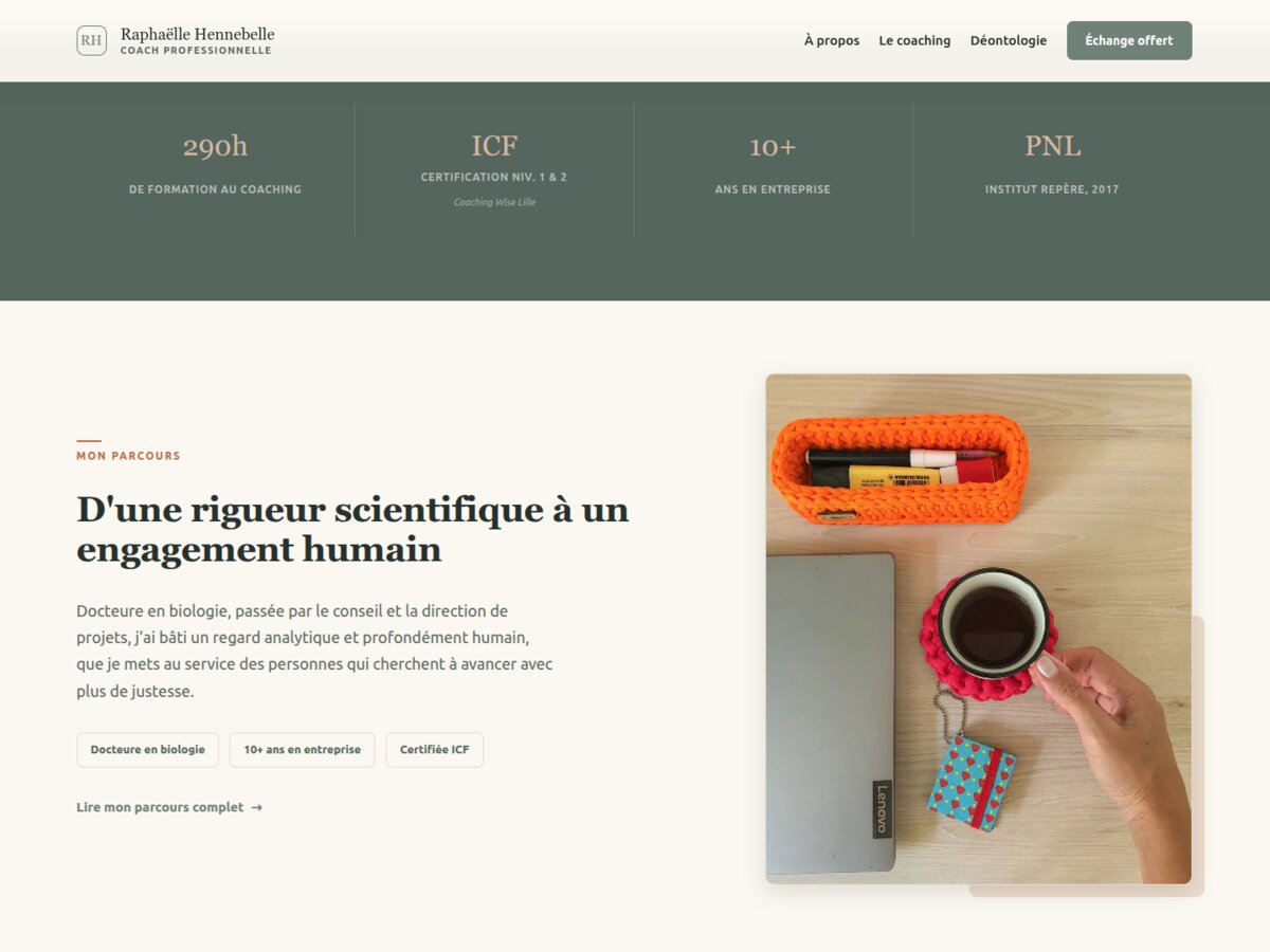 Page À propos : parcours scientifique, certification ICF et posture de coaching de Raphaëlle Hennebelle
